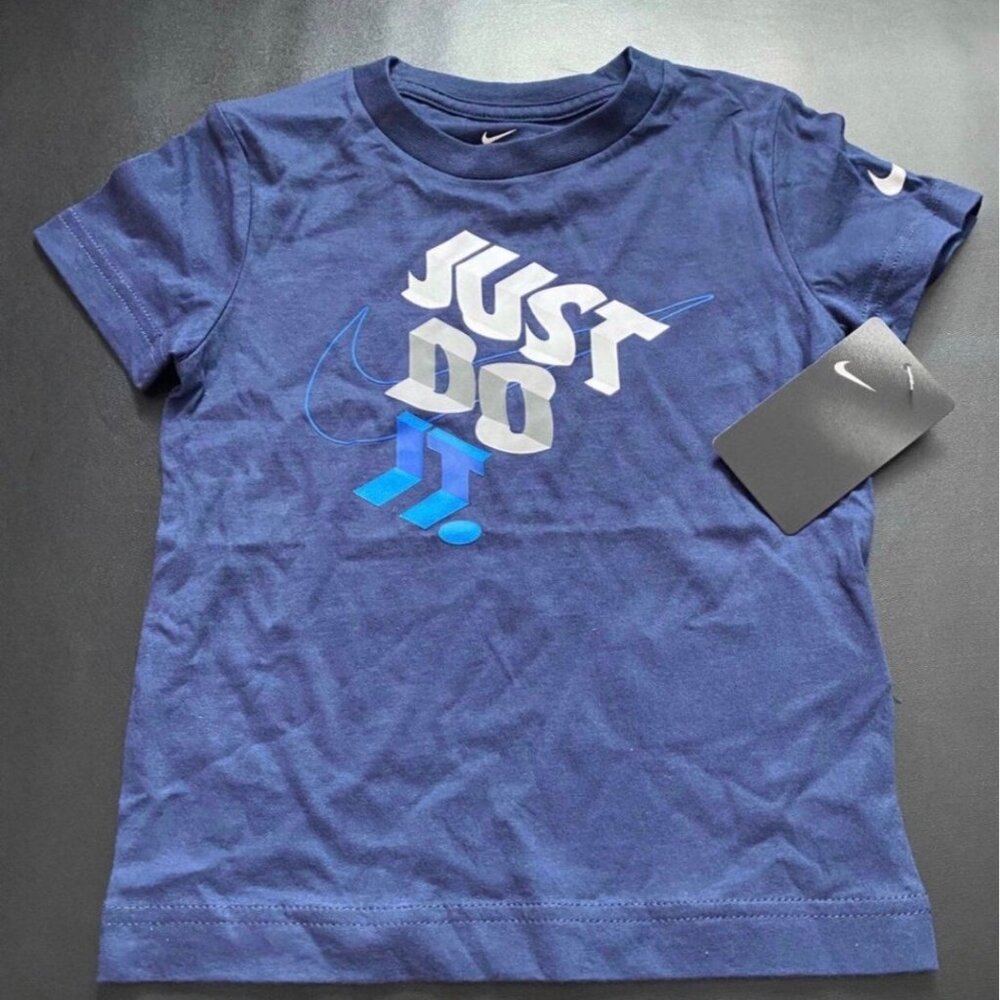 NWT Nike Athletic Set Boys Size 3T - Picture 3 of 3